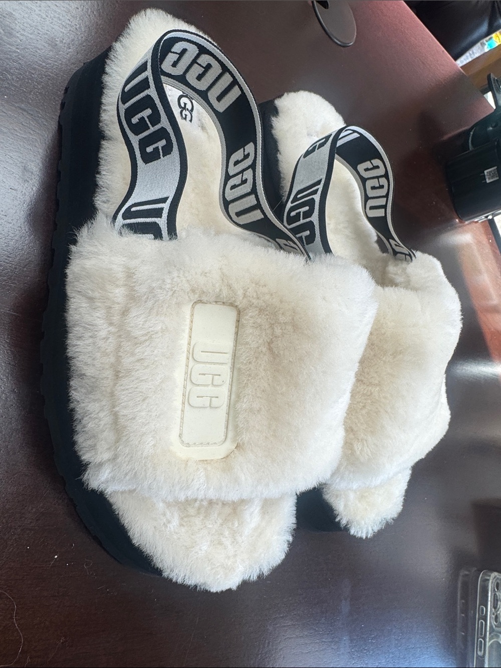 UGG Kids Cream Fluff Logo Strap Slides size9